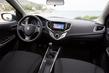 Pregled petvratne kombilimuzine Suzuki Baleno fotografija 4