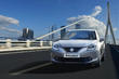Pregled petvratne kombilimuzine Suzuki Baleno fotografija 2