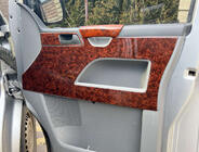 Volkswagen T5 Caravelle 2004–2010 Okrasne obloge vratnih panelov fotografija 2