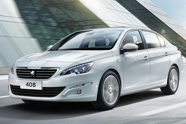Pregled cenovno ugodne limuzine Peugeot 408