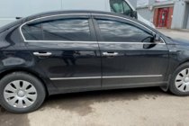 Volkswagen Passat B6 2006–2012 Vetrni deflektorji oken s kromiranim robom SD (4 kosi, HIC) fotografija 3