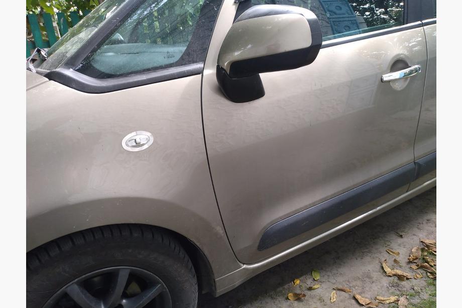 Citroen C-3 Picasso 2010–2017 Okvir smernika Carmos (2 kosa, inox) Image