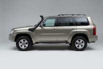 Nissan Patrol Y61 1997–2011 Stranske stopnice Maydos V2 (2 kosa, aluminij/nerjavno jeklo) fotografija 1