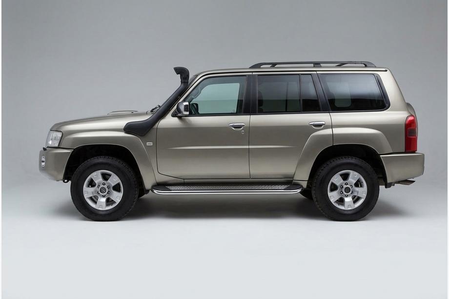 Nissan Patrol Y61 1997–2011 Stranske stopnice Maydos V2 (2 kosa, aluminij/nerjavno jeklo) Image