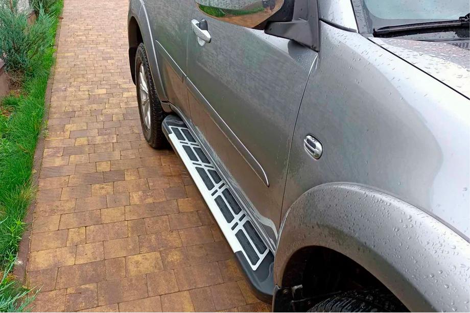 Mitsubishi Pajero Sport 2008–2015 Bočni pragovi Sunrise (2 kos, aluminij) Image