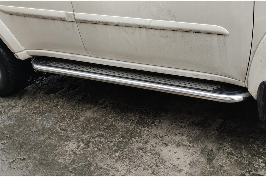Mitsubishi Pajero Sport 2008–2015 Stranske stopnice Maydos V2 (2 kosa, aluminij/nerjavno jeklo) Image