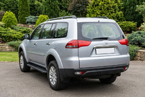 Mitsubishi Pajero Sport 2008–2015 Stranske stopnice Bosphorus Black (2 kosa, aluminij) fotografija 1