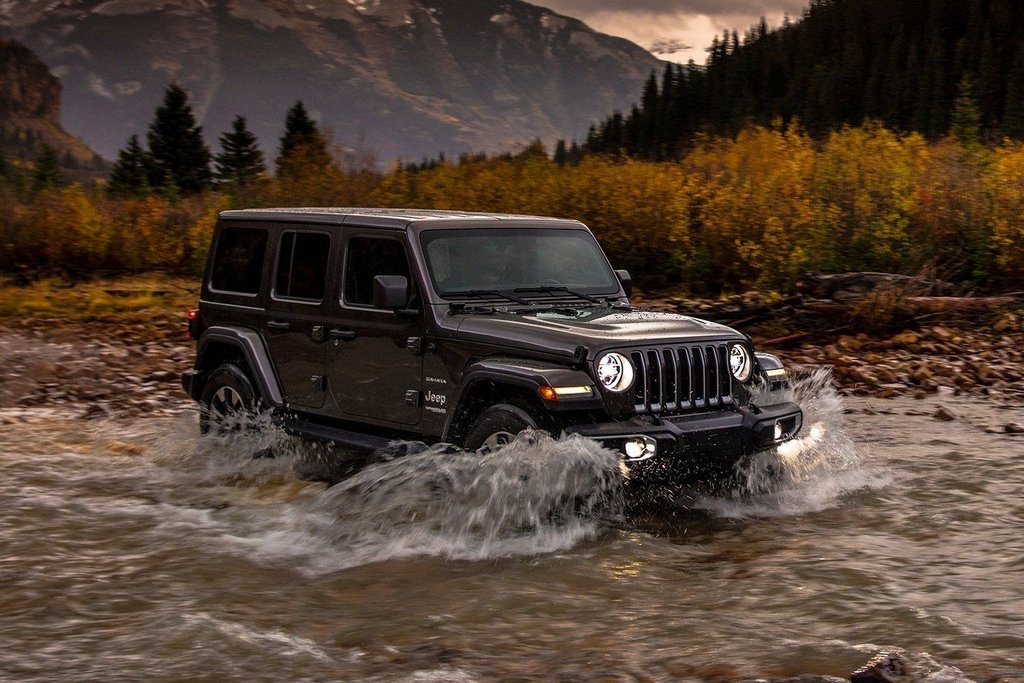 Petvratni Jeep Wrangler četrte generacije