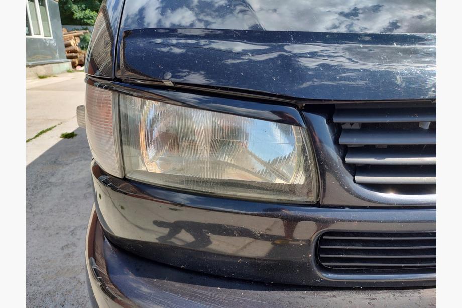 Volkswagen T4 Transporter 1990–2003 Veke za žaromete – raven pokrov motorja (2 kos) Za lakiranje Fotografija 3