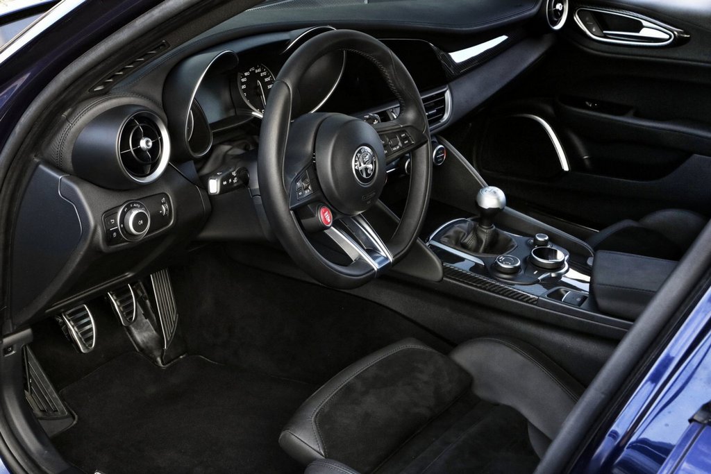 Pregled limuzine Alfa Romeo Giulia