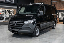 Mercedes Sprinter W907/W910 2018– Bočne stopnice Allmond Black (2 kos, aluminij) fotografija 1