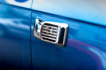 Audi A3 2003–2012 Rešetka za stranski smernik – pravokotna (2 kosa, ABS) fotografija 1