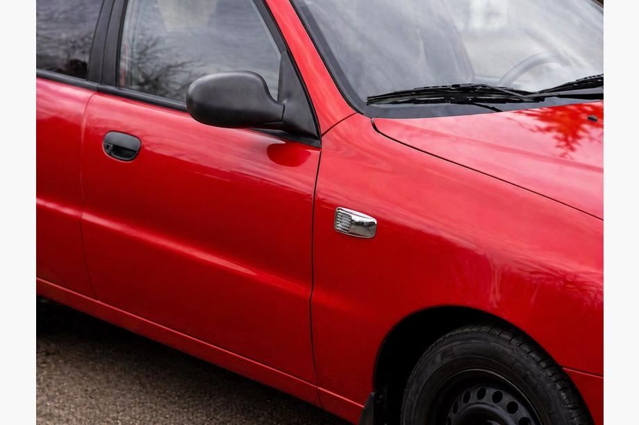 Daewoo Lanos 1998–2017 Rešetka za stranski smernik – pravokotna (2 kosa, ABS) Image
