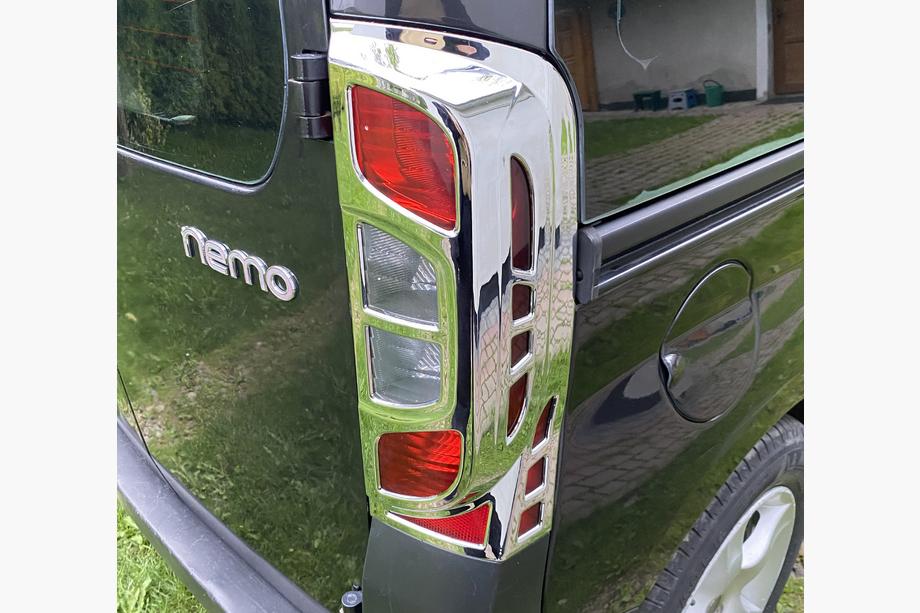 Citroen Nemo 2007–2017 Kromirana obloga za stop luči z ukrivljenim robom (2 kosa, plastika) Fotografija 12