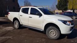Mitsubishi L200 2015–2024 Stranski pragovi Premium (2 kos, nerj.) Ø60 mm fotografija 4