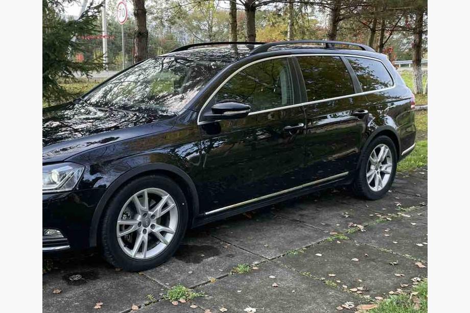 Volkswagen Passat B7 2012–2015 Obrobe blatniških lokov SD/SW (4 kosi, črne, ABS) Image