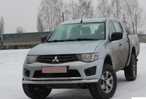 Mitsubishi L200 2006–2015 Sprednji zaščitni lok ST014 (nerjavno jeklo) fotografija 2
