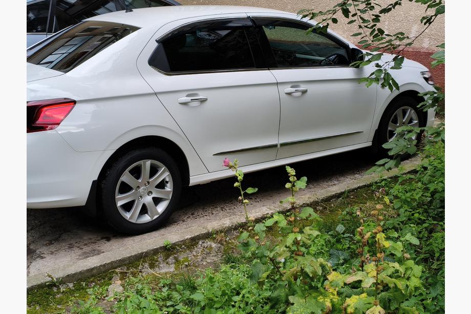 Peugeot 301 2012– Okenske letvice (nerjavno jeklo) 4 kosi, Carmos (brez trikotnega stekelca) Image