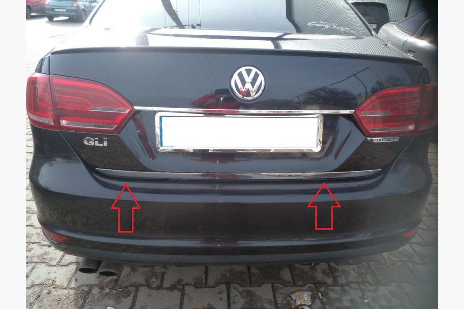 Volkswagen Jetta 2011–2018 Nerjaveča zaščitna letvica roba prtljažnika Image