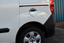 Opel Combo 2012–2018 Okrasna obloga vratc rezervoarja (nerjavno jeklo) fotografija 3