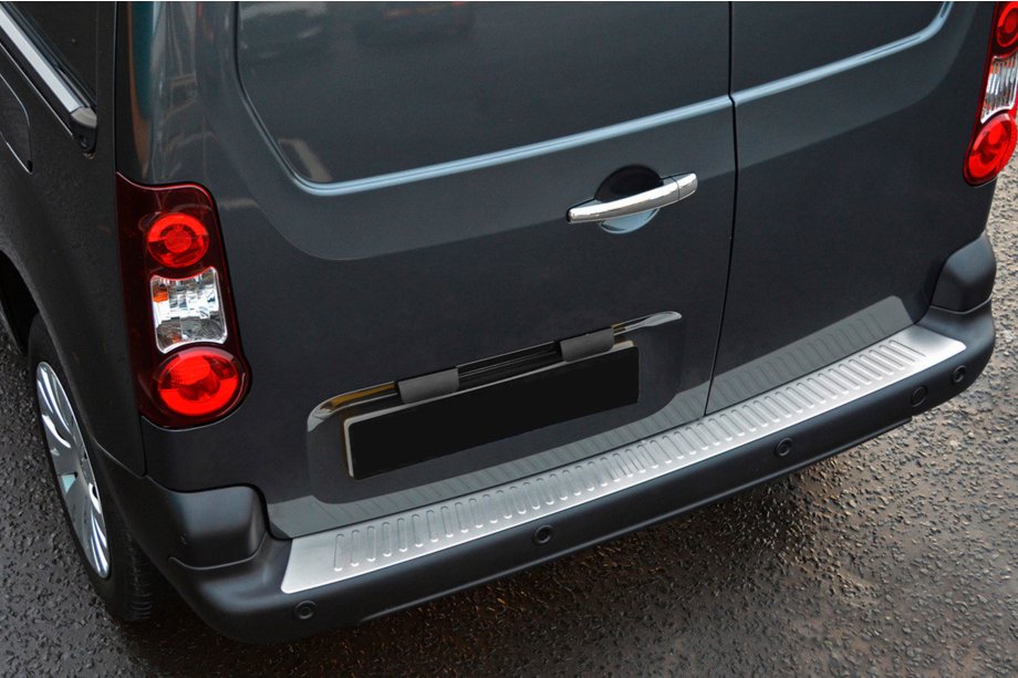 Citroen Berlingo 2008–2018 Zaščitna obloga zadnjega odbijača Omsa Line (nerjavno jeklo) Image