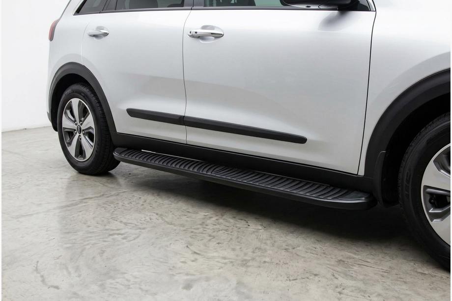 Kia Niro 2016–2021 Stranski pragovi Tayga Black (2 kosa, aluminij) Image