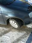 Volkswagen Jetta 2011–2018 Obrobe kolotekov (4 kosi, črne) fotografija 3