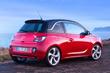 Pregled subkompaktnega kombilimuzinskega modela Opel Adam fotografija 4