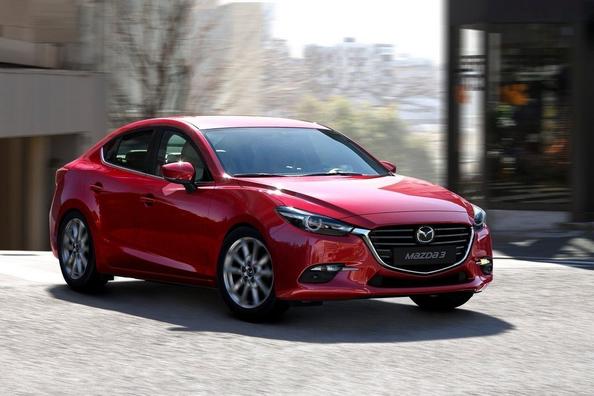 Prenovljena različica limuzine Mazda 3