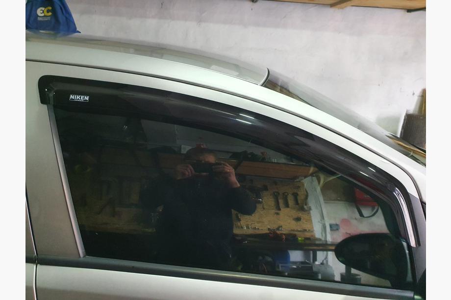 Opel Corsa D 2007–2014 Vetrni deflektorji za okna (4 kosi, Niken) Image