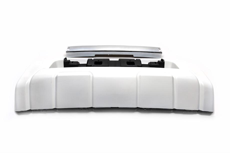 Toyota Land Cruiser 200 2007–2021 Sprednji lip spojler 2012-2016 (EA-style, brez spodnjega krila) Črna barva Fotografija 2