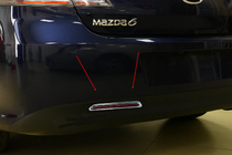 Mazda 6 2008–2012 Okrasne letvice za zadnje meglenke (2 kos, plastika) fotografija 1