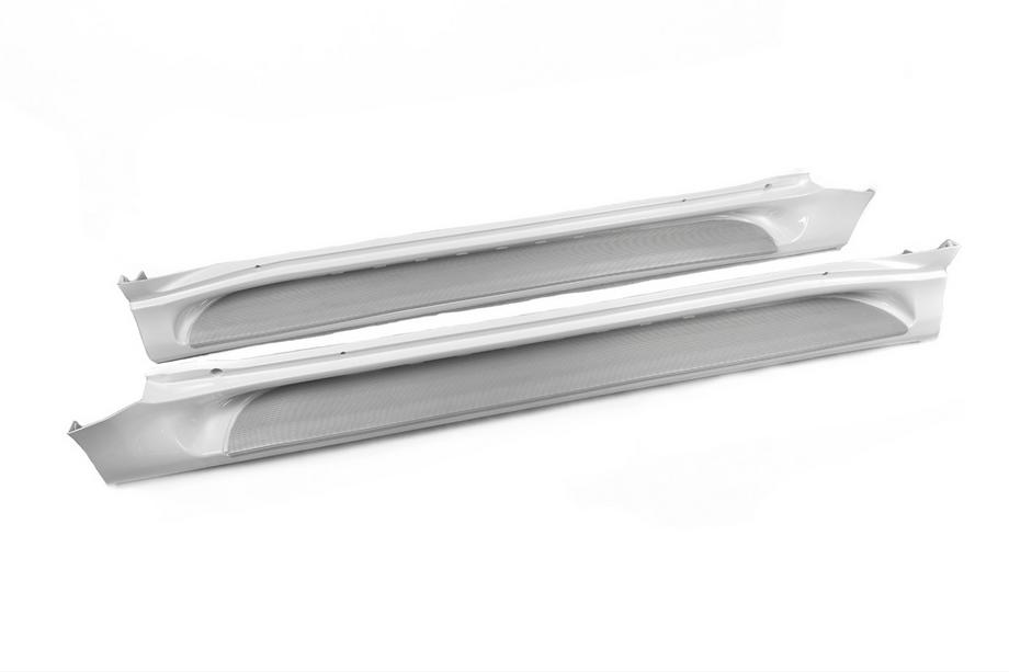 Toyota Land Cruiser Prado 150 2009–2023 Stranske stopnice GX-style (2 kosa, aluminij) Bela barva (siva stopnica) Fotografija 13