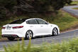 Pregled nabitega sedana KIA Optima GT fotografija 3