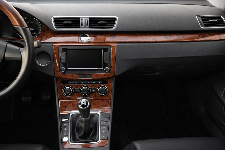 Volkswagen Passat B7 2012–2015 Obloge armaturne plošče Aluminij Image