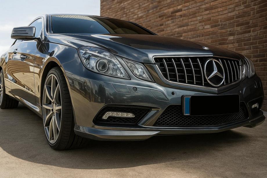 Mercedes razred E kupe C207 2010–2017 Sprednja rešetka hladilnika (2009-2013, GT Panamericana) Image