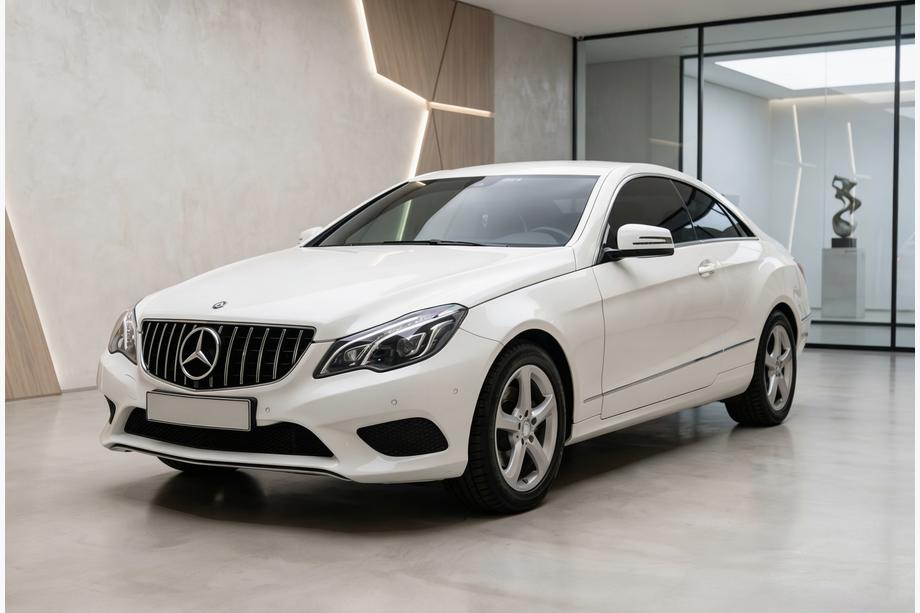 Mercedes razred E kupe C207 2010–2017 Sprednja rešetka hladilnika (2014-2016, GT Panamericana) Image