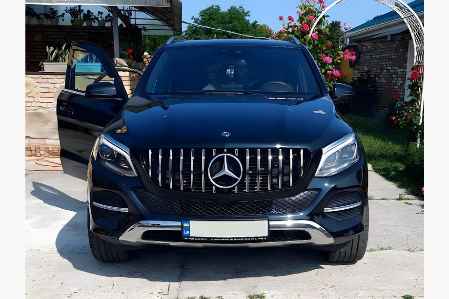 Mercedes GLE/ML class W166 2011–2018 Tuning maska hladilnika GT Panamericana (za GLE) Fotografija 3