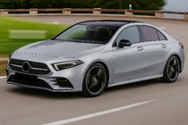 Mercedes A-class W177 2018– Sprednja maska hladilnika Diamond Silver (za 2018-2022) fotografija 3