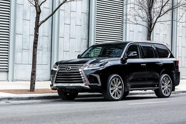 Pregled posodobljenega SUV-ja Lexus LX