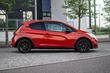 Pregled trovratnega kombilimuzinskega Peugeot 208 v različici GTI fotografija 2
