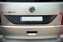 Volkswagen T6 2015–2024 Plastična obloga pokrova prtljažnika fotografija 3