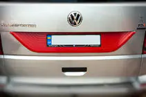 Volkswagen T6 2015–2024 Plastična obloga pokrova prtljažnika fotografija 4