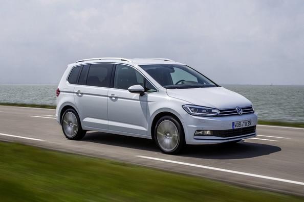 Pregled kompaktnega enoprostorca Volkswagen Touran