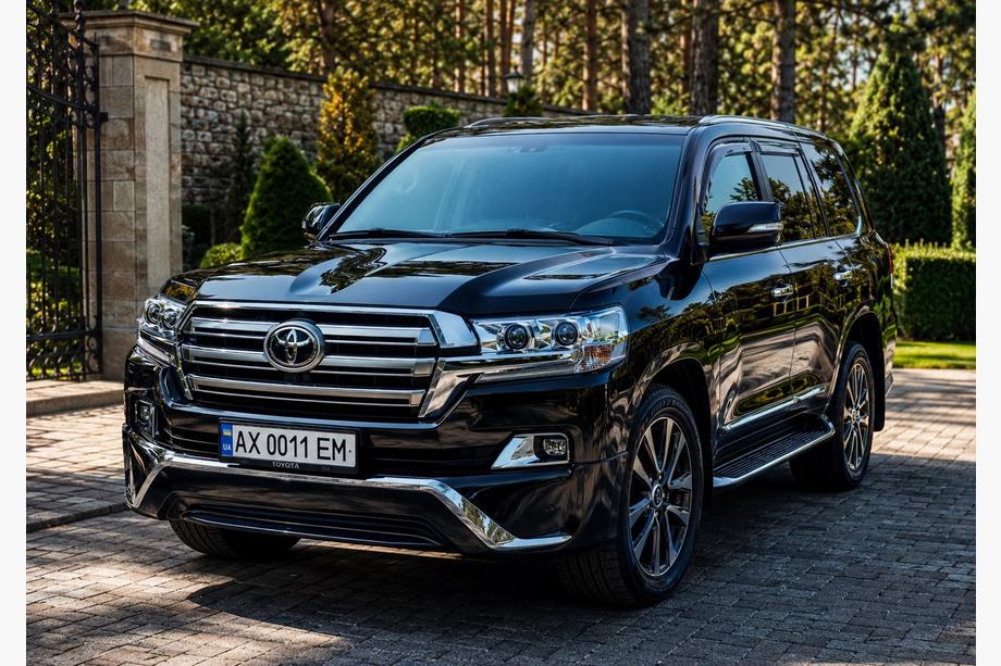 Toyota Land Cruiser 200 2007–2021 Komplet body kita 2016-2021 (Executive 2016) Bela barva Fotografija 8