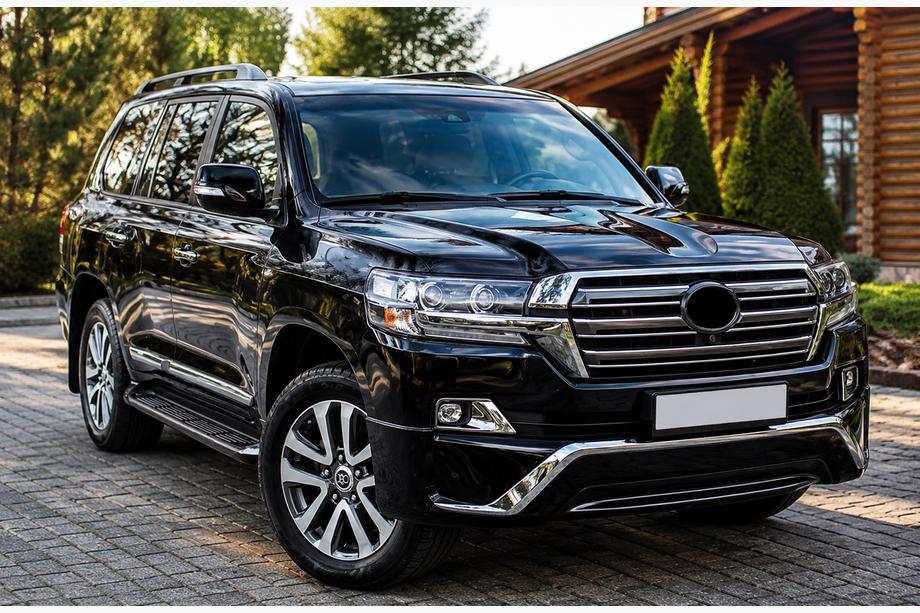 Toyota Land Cruiser 200 2007–2021 Komplet body kita 2016-2021 (Executive 2016) Bela barva Fotografija 4