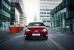 Pregled hibridne različice kombilimuzine Toyota Yaris Hybrid fotografija 9