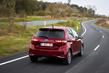 Pregled hibridne različice kombilimuzine Toyota Yaris Hybrid fotografija 3