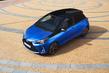 Pregled hibridne različice kombilimuzine Toyota Yaris Hybrid fotografija 2