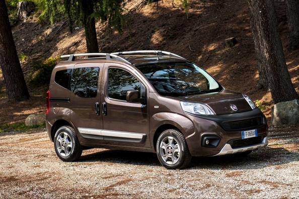 Pregled kompaktnega enoprostorca Fiat Qubo